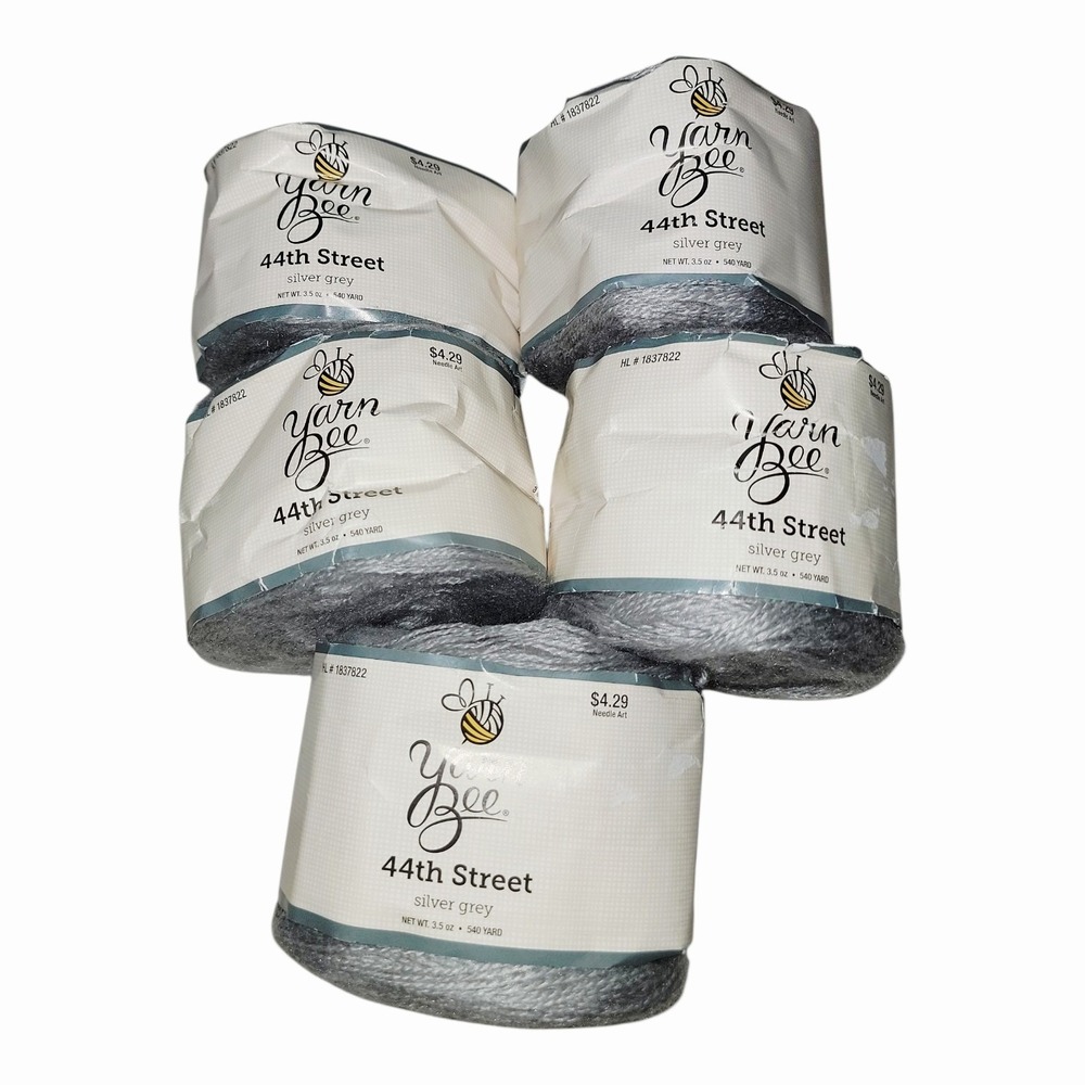 Yarn Bee 44th Street Yarn Silver Grey 02 Lot of 5 2700 Yards Discontinued
